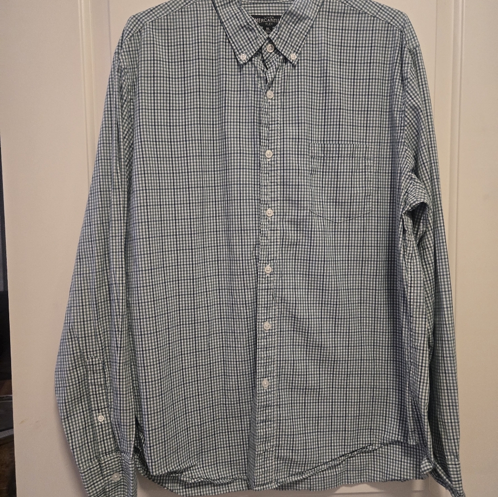 Men's Button down shirt